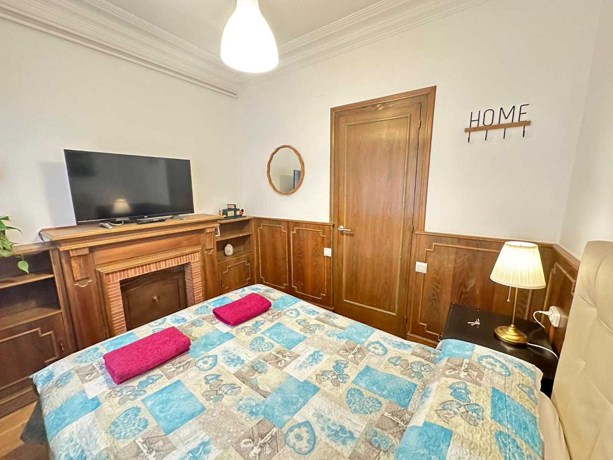 Alojamiento Nuevo Balmes Barcelona Exterior foto